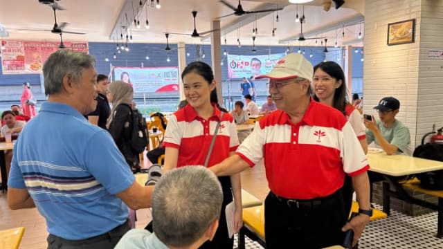 陈清木卸任前进党党主席转任党顾问