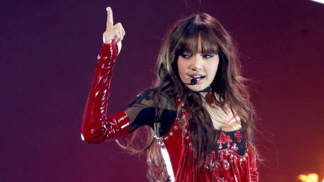 BLACKPINK Lisa 挨轰假唱　外媒：不知为何要邀请她