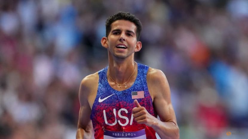 American Fisher breaks 5,000-meter indoor world record in Boston American Fisher breaks 5,000-meter indoor world record in Boston