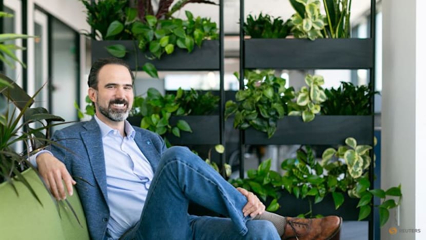 Payroll startup Deel names former Intuit executive Kauffman as CFO for IPO goal