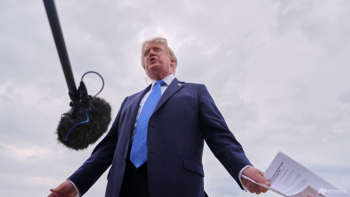 Trump says will 'soon' declare Hormuz strait US territory