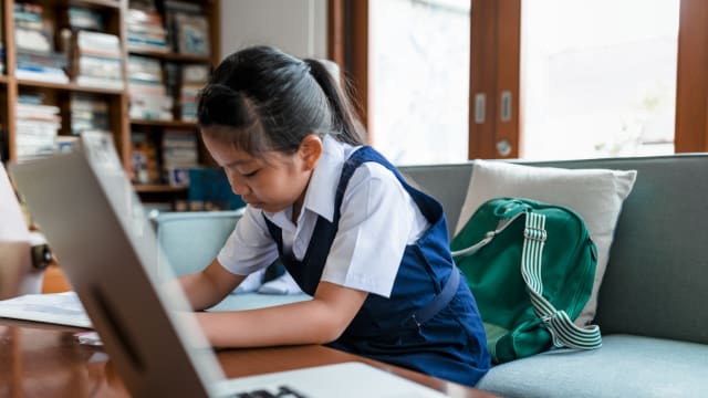 每周精选：全面科目编班的中学体验和升学途径