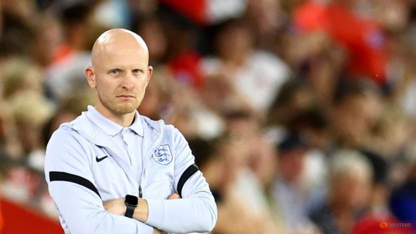 England women's assistant coach Veurink to take Netherlands job after Euros