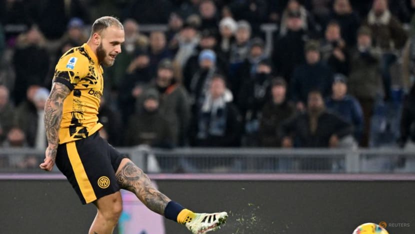 Marauding Inter shock Lazio with stunning 6-0 away win