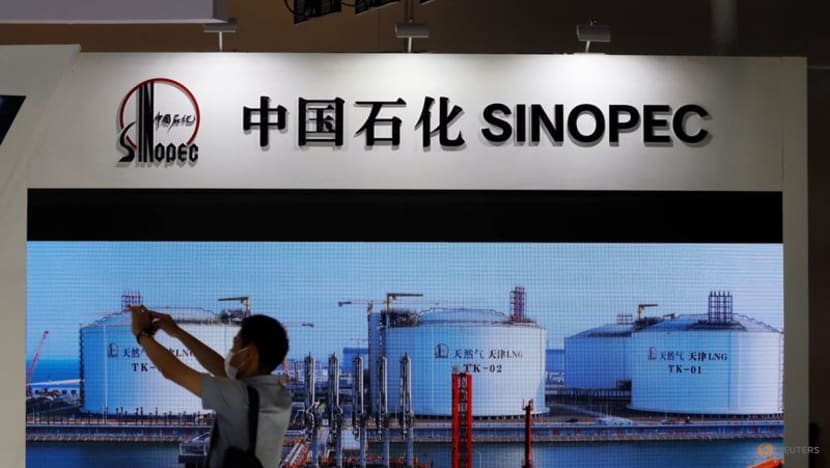 Sinopec forecasts China's petroleum consumption to peak by 2027 Sinopec forecasts China's petroleum consumption to peak by 2027