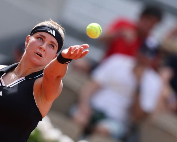 Teichmann topples world No. 10 Muchova in straight sets