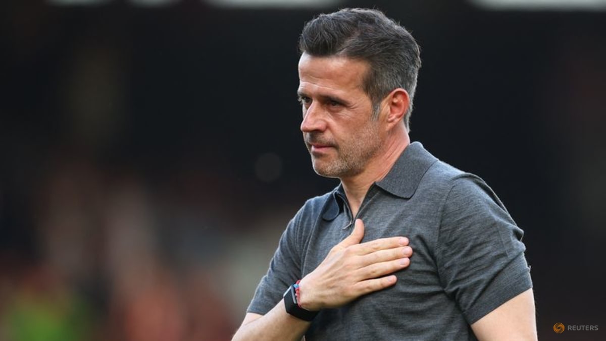 Coach Silva to leave Fulham amid Benfica links