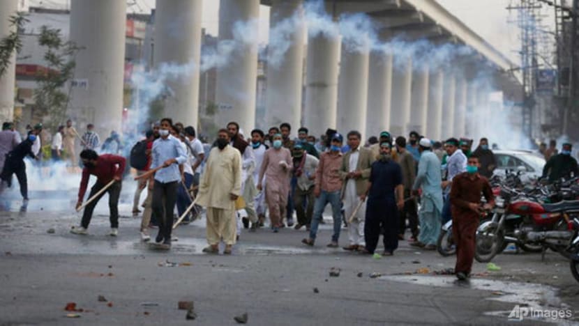 Pakistan police arrest radical Islamist party head in Lahore