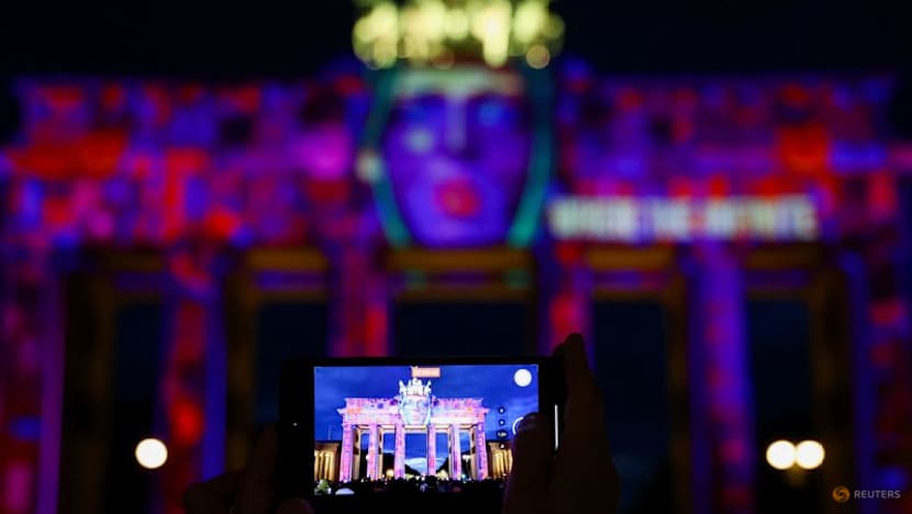 EU agrees on new rules for online fraud protection