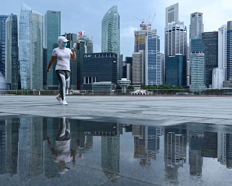 Job market slump likely to continue for rest of the year: Economists