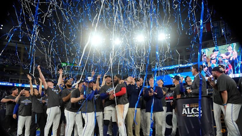 Baseball-Blue Jays carry hopes of a nation into World Series amid Canada-US tension