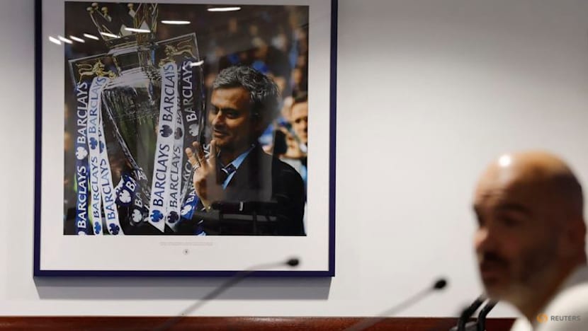 Chelsea ready for Mourinho reunion as Benfica visit in Champions League
