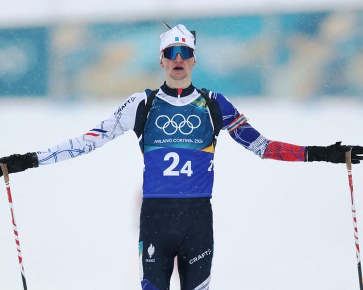 Biathlon-German Klopp brings soccer sparkle to Olympic biathlon venue