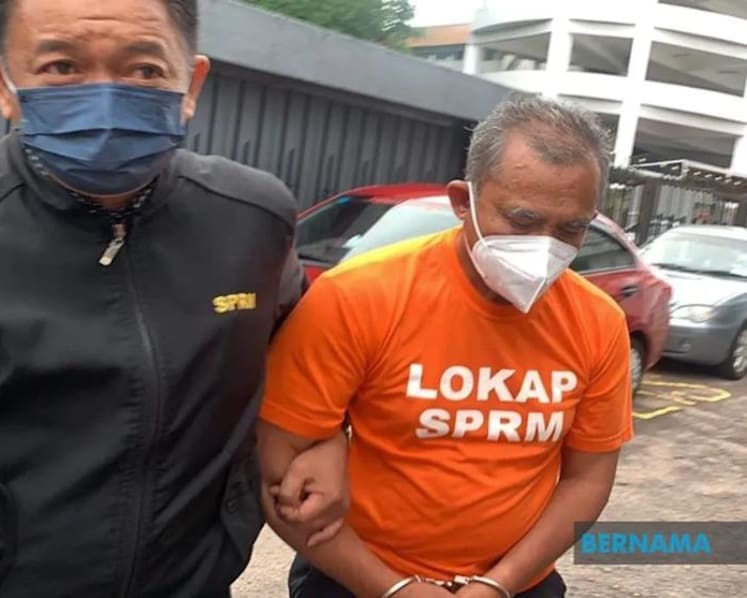 JB mayor remanded for 3 days over alleged bribery during his tenure at Iskandar Puteri City Council