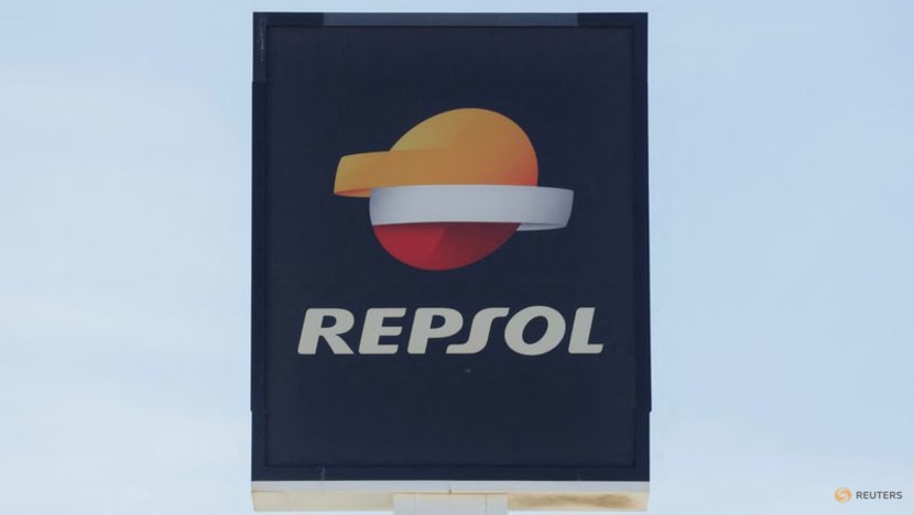 Spain's Repsol to invest up to 4 billion euros in data centres, Expansion says Spain's Repsol to invest up to 4 billion euros in data centres, Expansion says