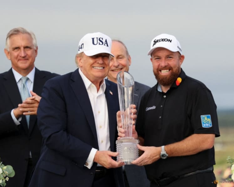 Lowry delights home fans and cheering Trump with Irish Open win