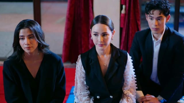 隐藏的爱（第13集）：琳娜被调职普吉岛