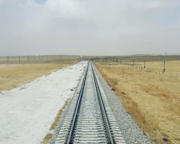 Southampton to Shanghai by train — one climate change researcher’s quest to avoid flying