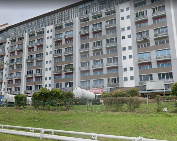 Warning letters issued to 3 businesses over complaints of unfinished renovation works