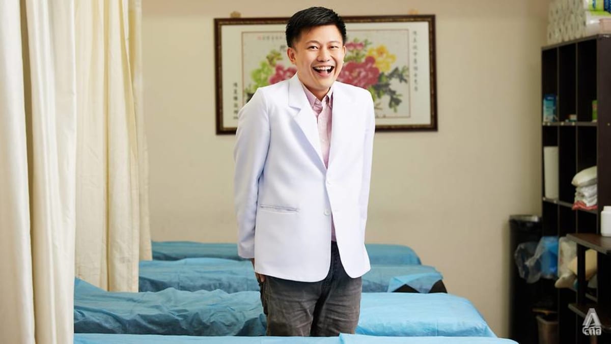 Pornsak to pursue master’s degree in nutrition and lifestyle medicine at NUS at age 44