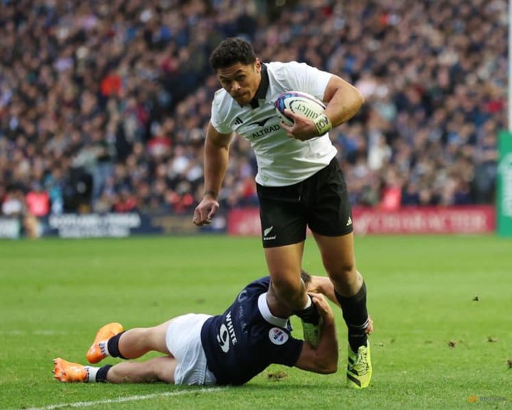 New Zealand wing Clarke out of South Africa tour with shoulder injury