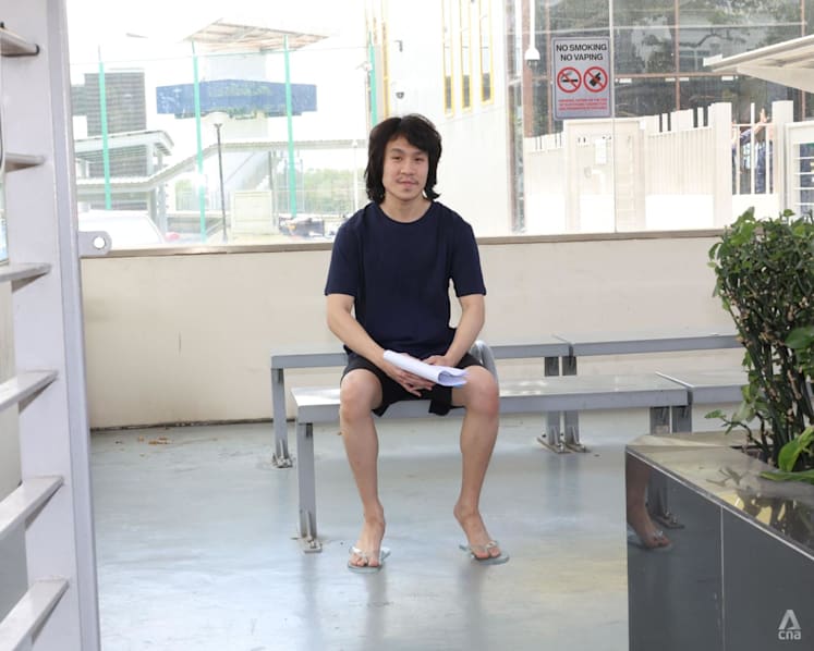 Amos Yee released on bail, leaves Changi Prison Complex after completion of preliminary investigations