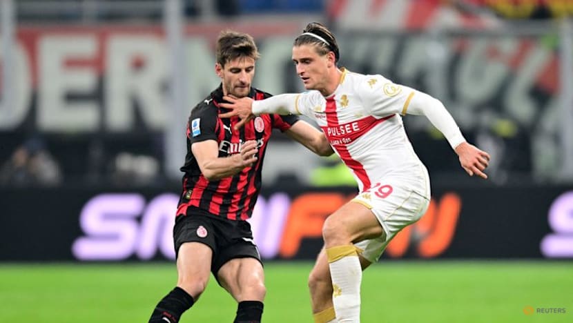 Milan salvage unbeaten run in dramatic draw with Genoa