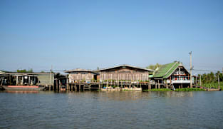 ஆற்றில் மாயமாகும் மோட்டார்சைக்கிள் திருடர்