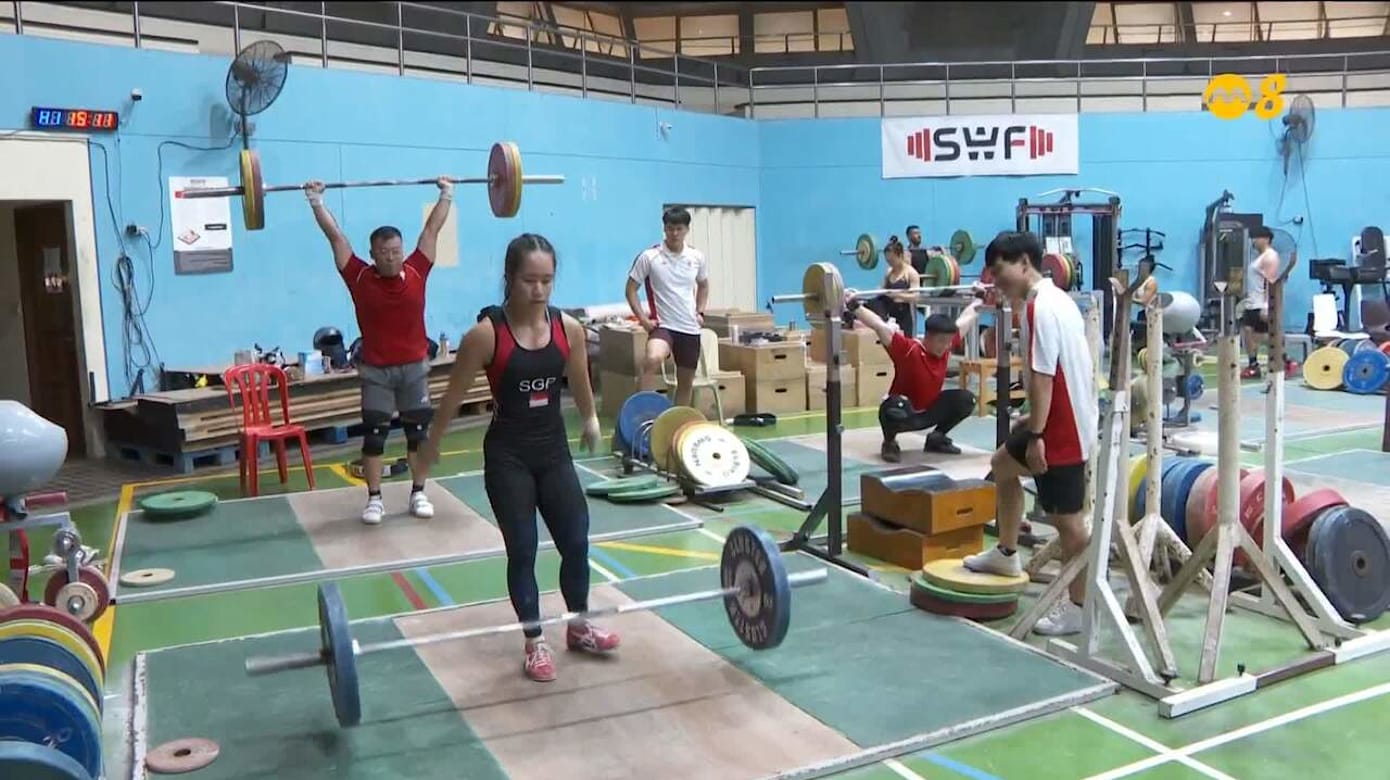 我国举重队时隔14年重返东运会 团队希望夺奖牌