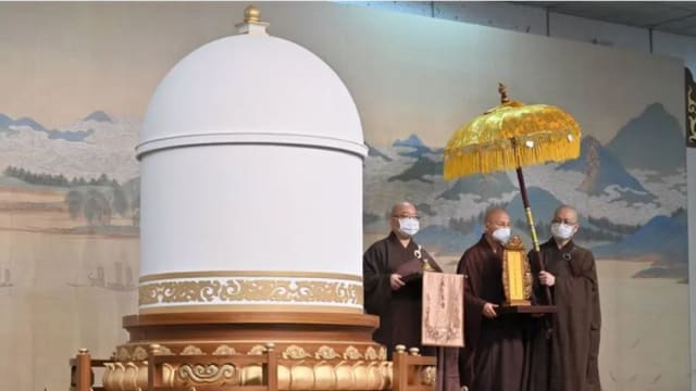 星云生前交代以“坐缸”圆寂 开缸若颜面如生将成“肉身佛”