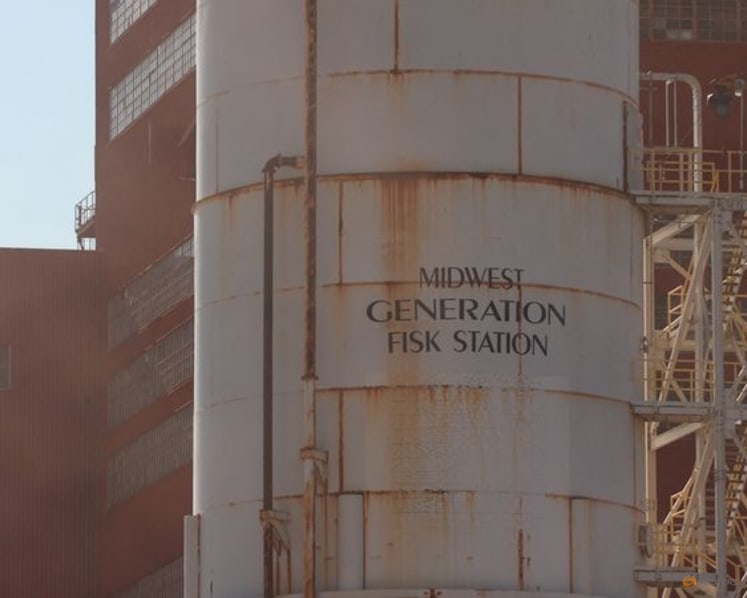 AI data centers are forcing dirty ‘peaker’ power plants back into service