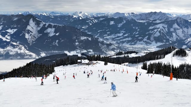 爱尔兰少年涉高速滑雪“撞后逃”  导致49岁男子身亡