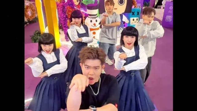 Avantgardey、3P强强合体　大跳贺岁歌曲《YES蛇》
