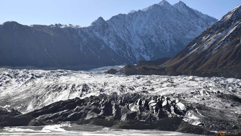 Strong earthquake hits Hindu Kush, shaking Afghanistan and Pakistan
