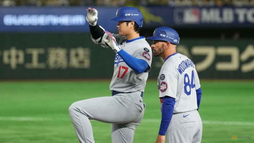 Baseball-Ohtani and Dodgers top Cubs in historic opening day in Tokyo