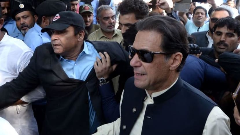 Mantan PM Pakistan Imran Khan hadir di mahkamah; bimbang diberkas Mantan PM Pakistan Imran Khan hadir di mahkamah; bimbang diberkas