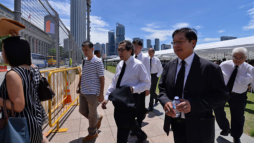 Young and old bid goodbye to S R Nathan