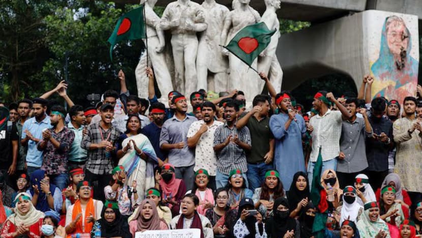 Penyelidikan korupsi penyaluran pekerja migran di Bangladesh turut menyeret para pejabat Malaysia Penyelidikan korupsi penyaluran pekerja migran di Bangladesh turut menyeret para pejabat Malaysia