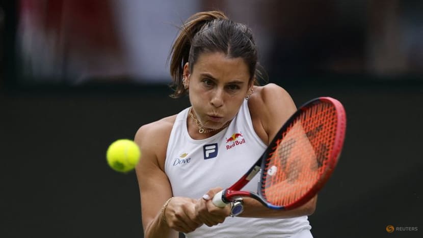Krejcikova's reign over as ailing champion is beaten by Navarro Krejcikova's reign over as ailing champion is beaten by Navarro
