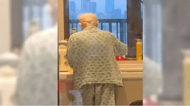 癌母临终前坚持煮最后一餐 儿子记录背影视频惹哭网友
