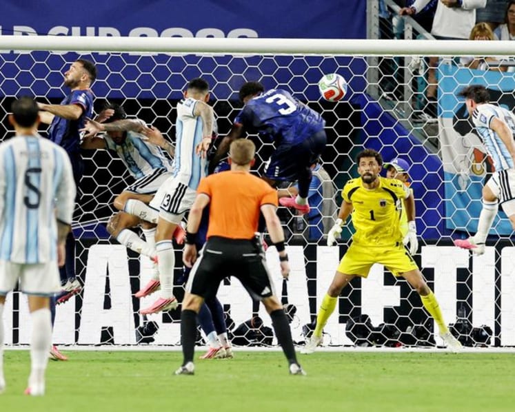 Argentina's hard-fought win over Cape Verde raises questions