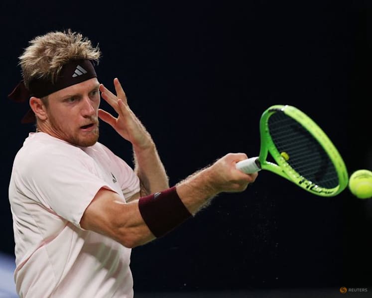 Davidovich Fokina overcomes Jodar to claim Shanghai crown