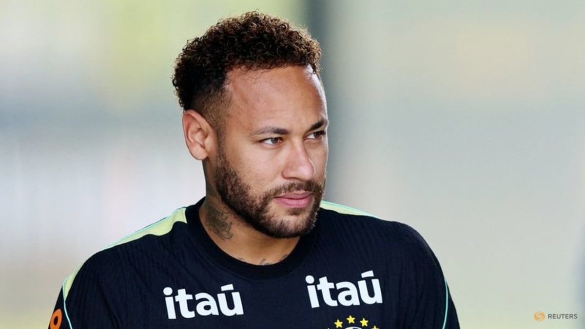 Neymar joins Brazil teammates in training as calf recovery gathers pace