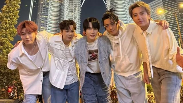 Energy巅峰期闪兵，艺人“没得做决定”，都由公司处理？