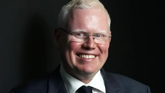 澳洲前政客因性侵两男罪成 判入狱五年九个月