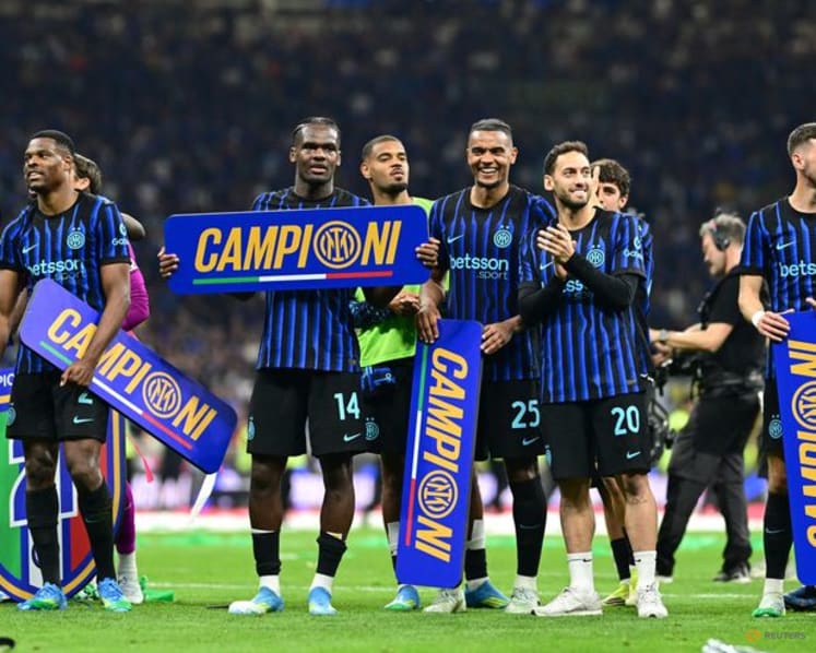 Chivu draws on playing days as Inter seal Serie A title