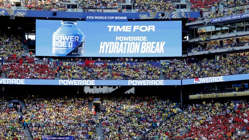 Hydration breaks heat up World Cup debate with players, coaches split on new rule