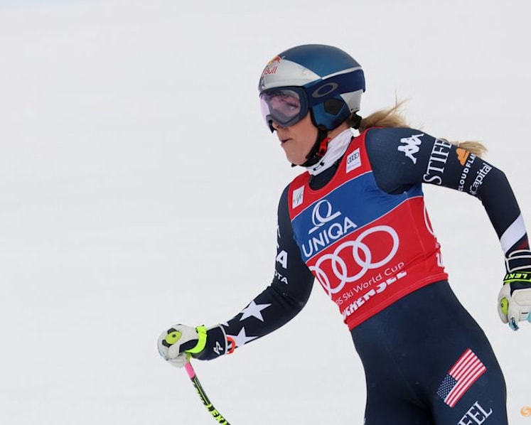 Alpine skiing-Vonn takes Zauchensee downhill for 84th World Cup win