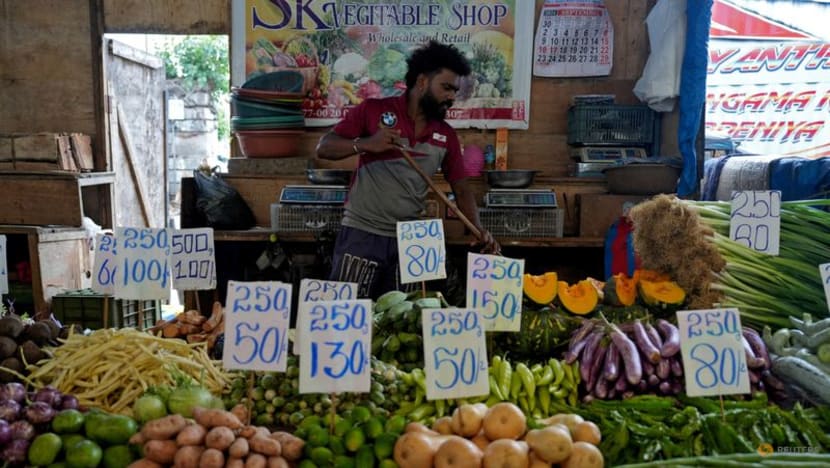 Sri Lanka's inflation rate drops to minus 0.7% in October