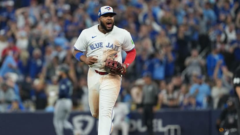 Baseball-Blue Jays facing toughest test yet in World Series showdown with Dodgers